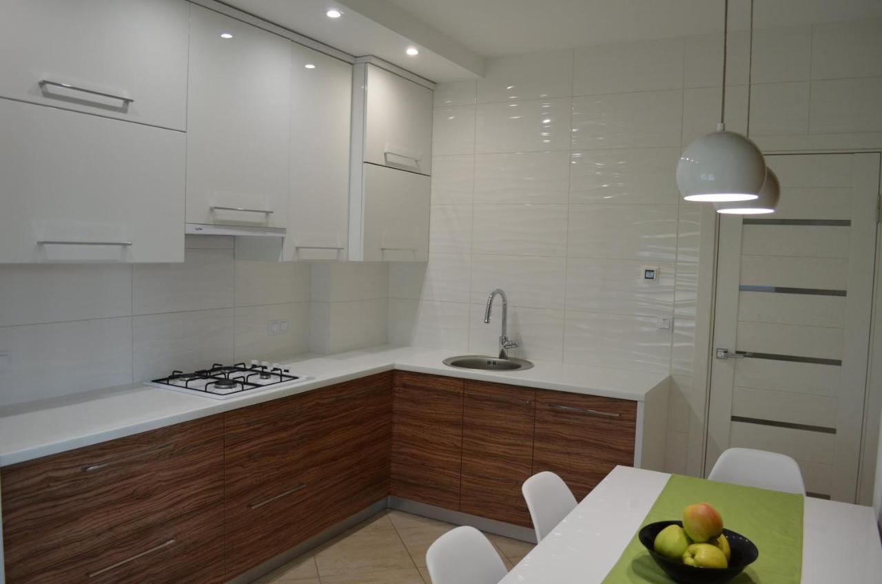 Apartment On Getmana Vigovskogo 49 리우네 외부 사진