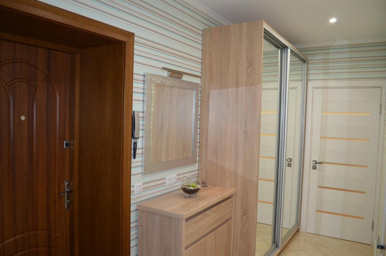Apartment On Getmana Vigovskogo 49 리우네 외부 사진