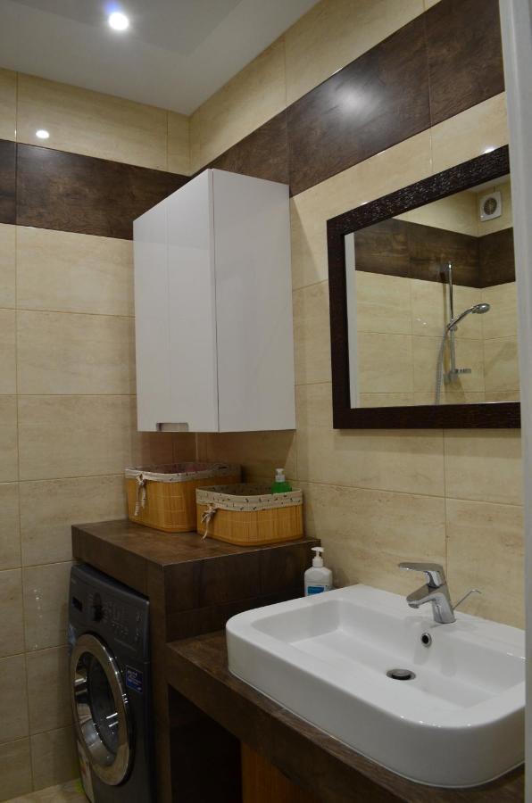 Apartment On Getmana Vigovskogo 49 리우네 외부 사진
